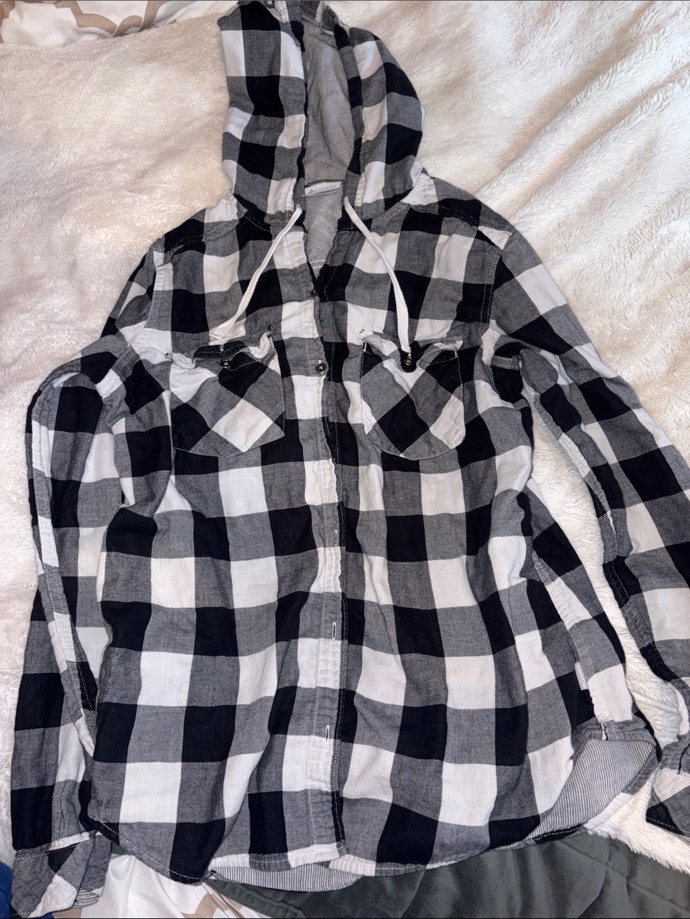 Black & White Buffalo Plaid Hooded Button-Up Shirt